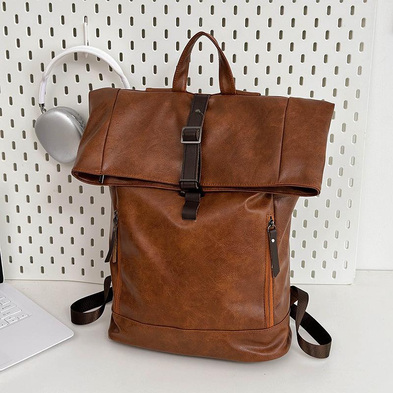 Men's Large Capacity Curved Edge Korean Style College Class Leisure Backpack