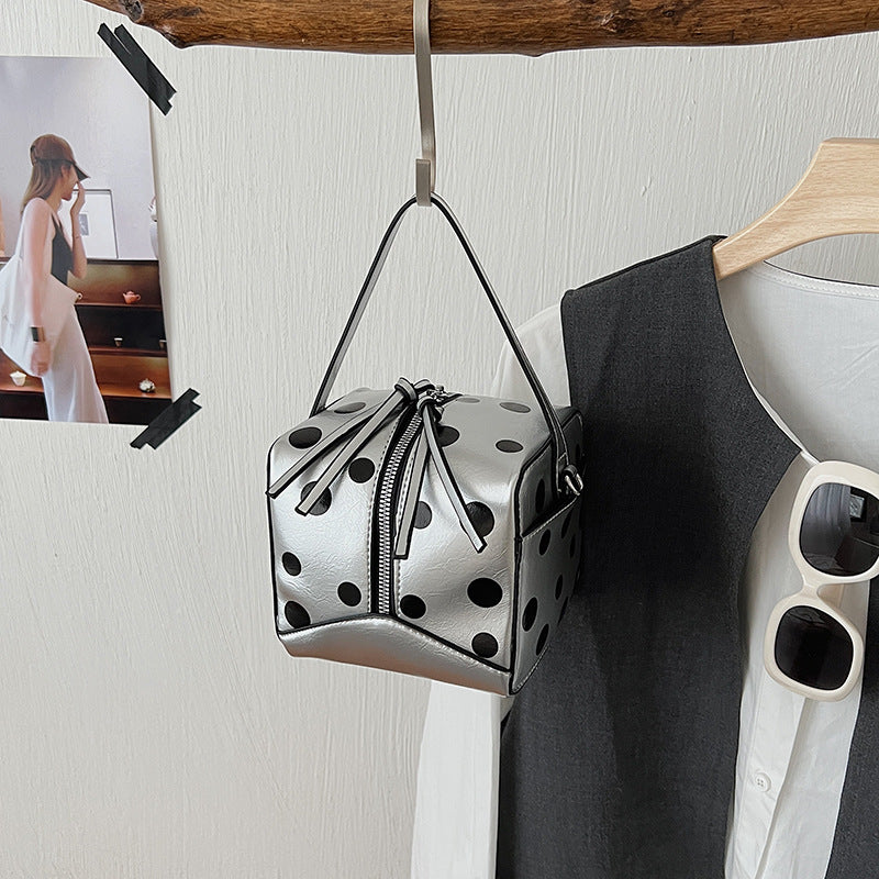 Women's Korean Polka Dot Top Handled Toast Summer Three-dimensional Women's Messenger Bag