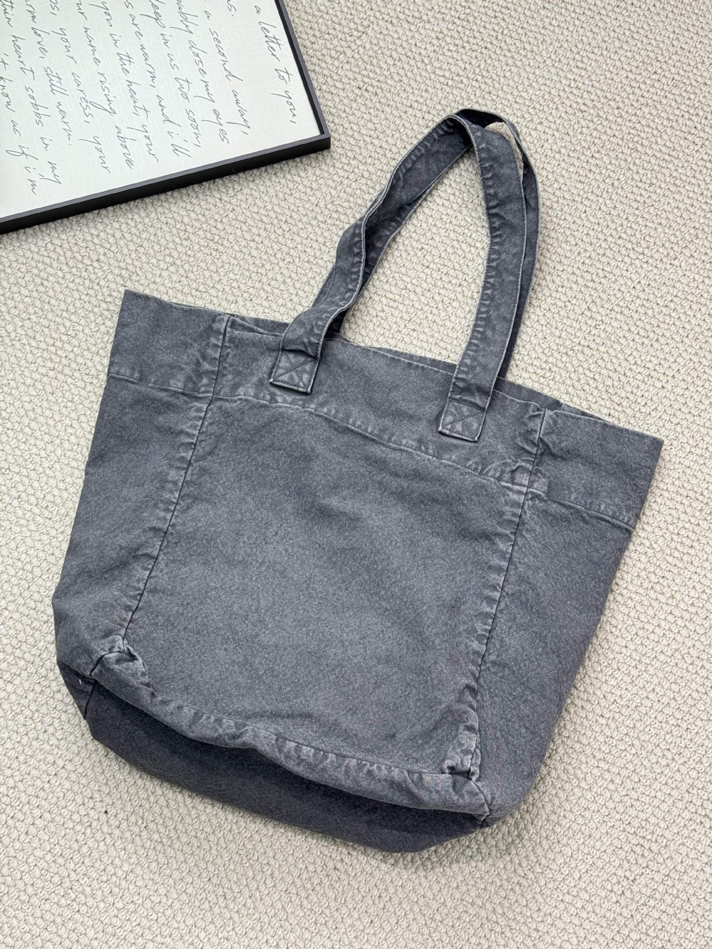 Washed Canvas Denim Large Capacity Texture Commuter Mummy Women's Shoulder Bag