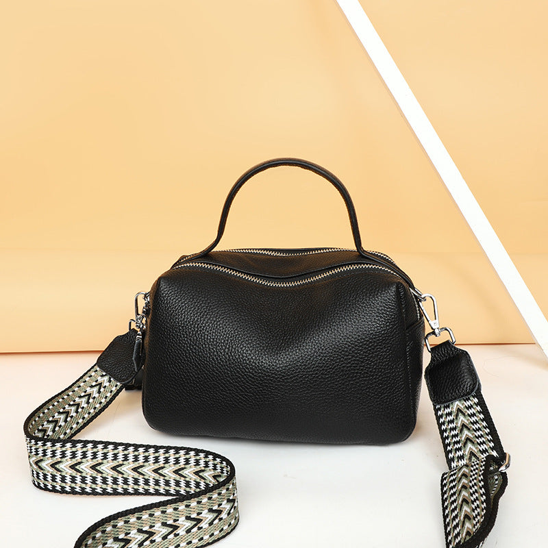 Women's Cowhide Leather Summer Simple High Sense Women's Shoulder Bag