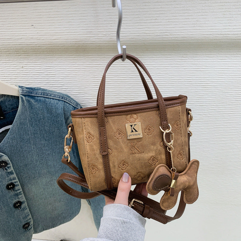 Women's Retro Vegetable Basket Fashionable Commuter Bucket Bag