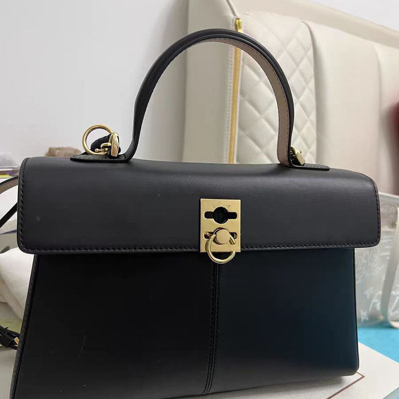 Comfortable Classic Designer Model Commuter Large Women's Shoulder Bag