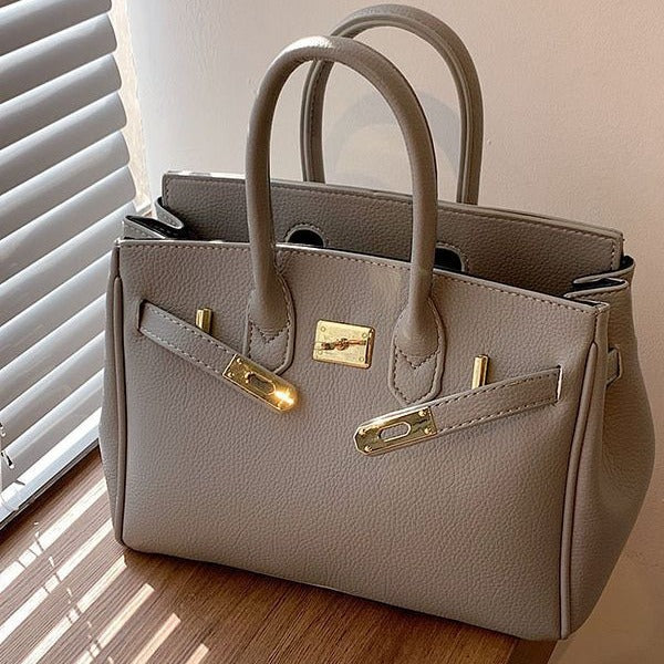 Women's Advanced Texture Summer Fashion Large Capacity Handbags