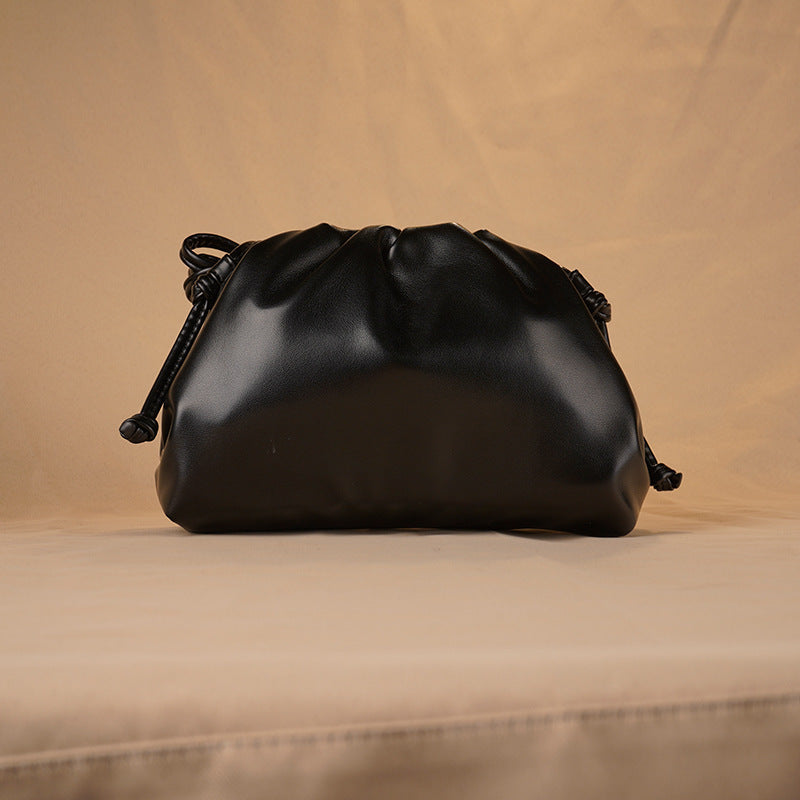 Women's Pleated Dumpling Commuter Solid Color Simple Bags