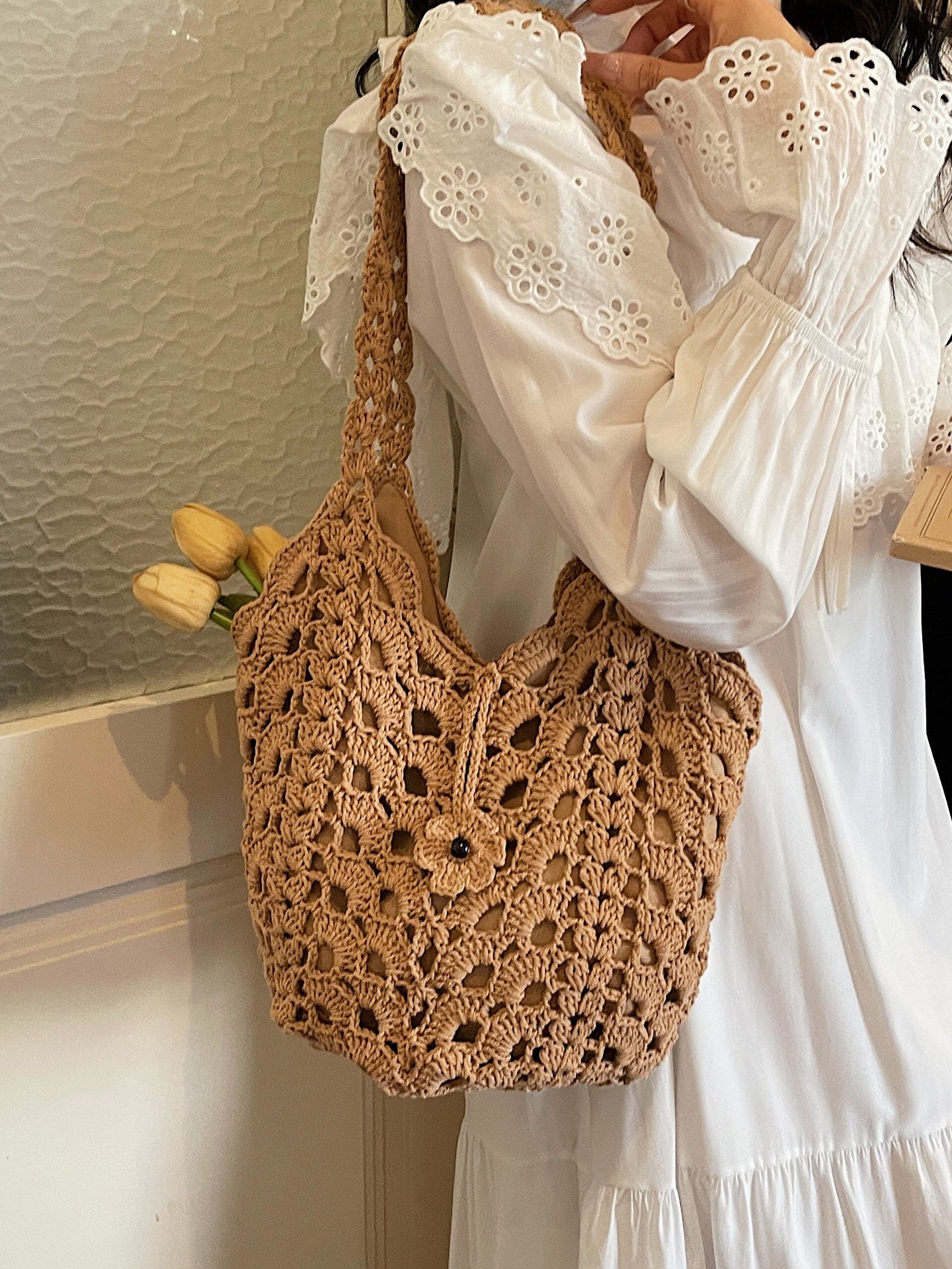 Women's Woven Fashionable Niche Holiday Large Capacity Shoulder Bags