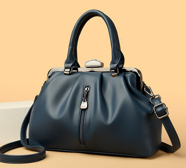 Design Fashion Pleated Hand Simple Large Capacity Commute Women's Messenger Bag