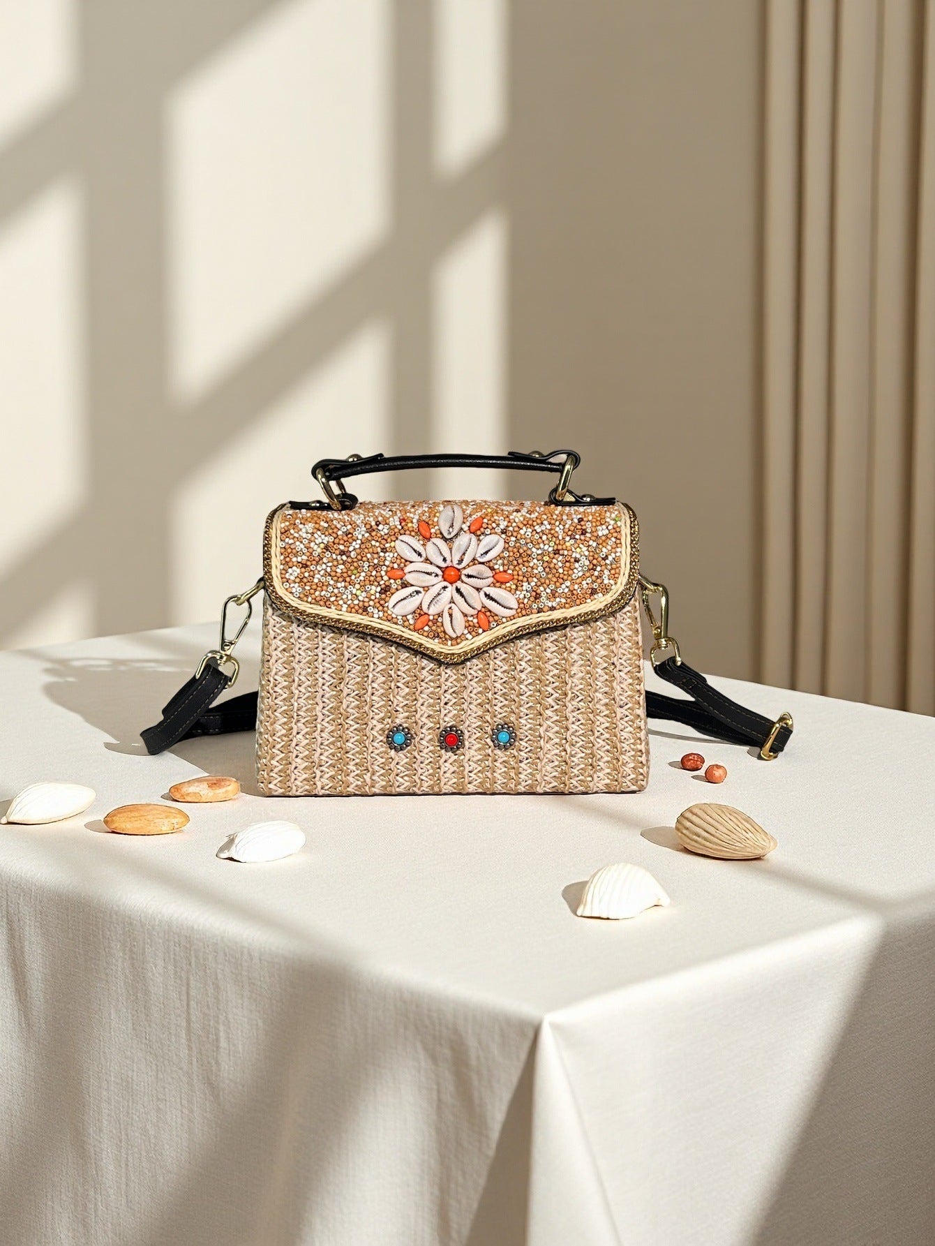 Bohemian Style Bead Rattan Lightweight Portable Women's Handbag