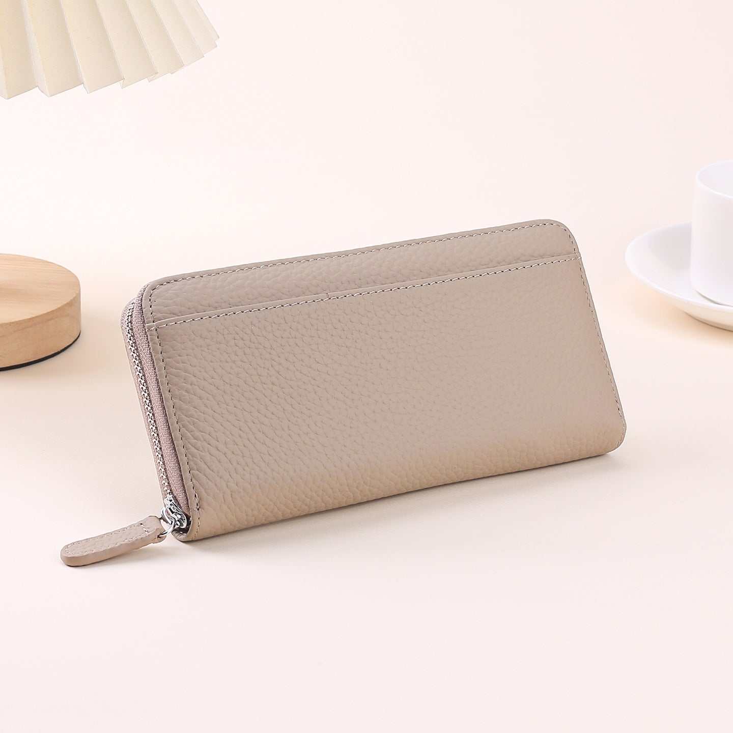 Women's & Men's Style Leather Long Multiple Slots Card Pack Card Sleeve