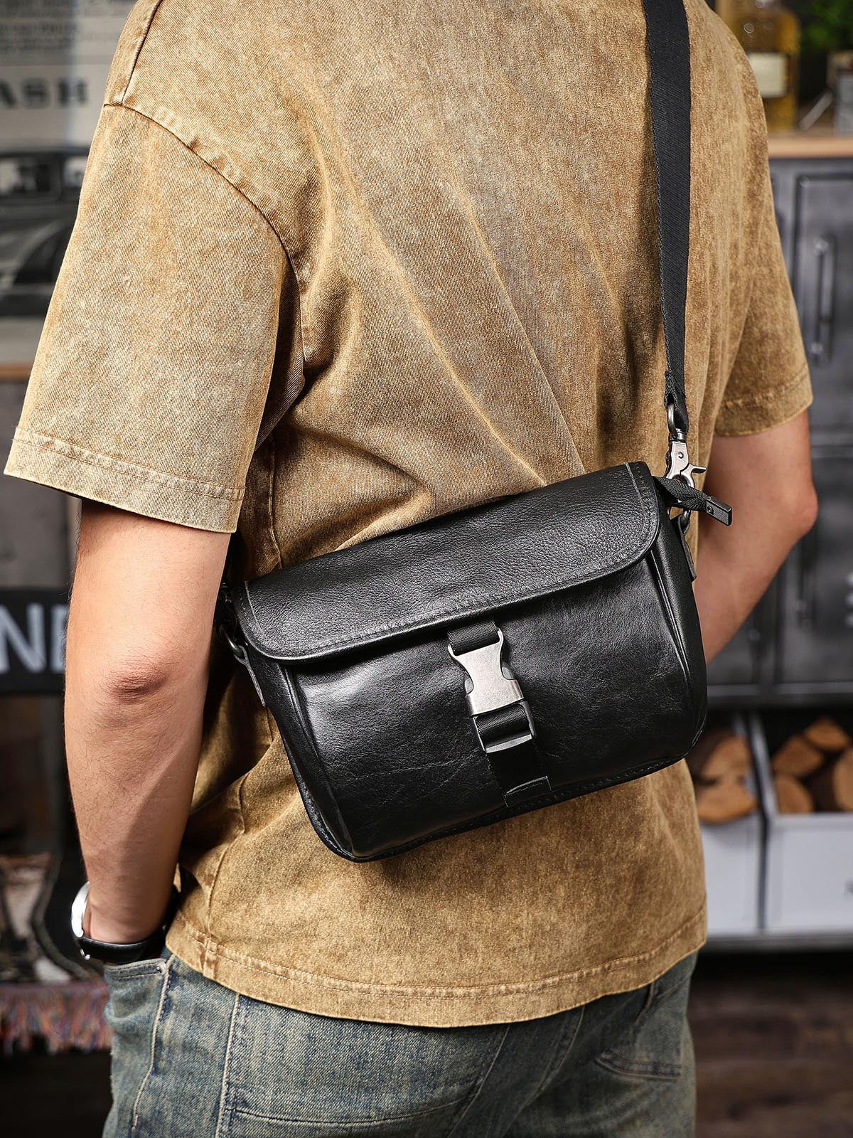 Men's Genuine Leather Simple Handmade First Layer Vegetable Tanning Small Square Bags