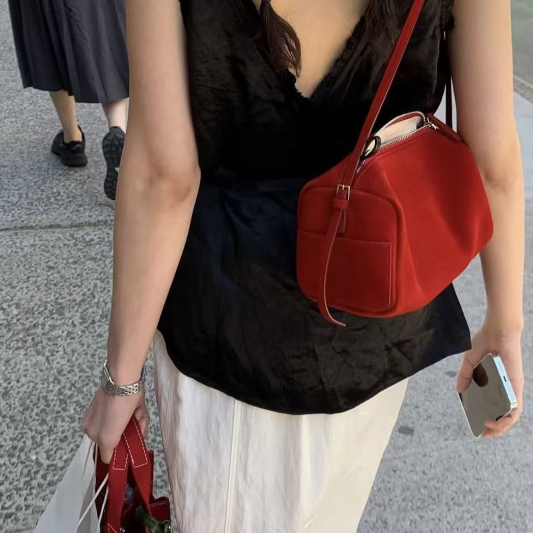 Slouchy Niche Pen Female Round Toast Underarm Bag