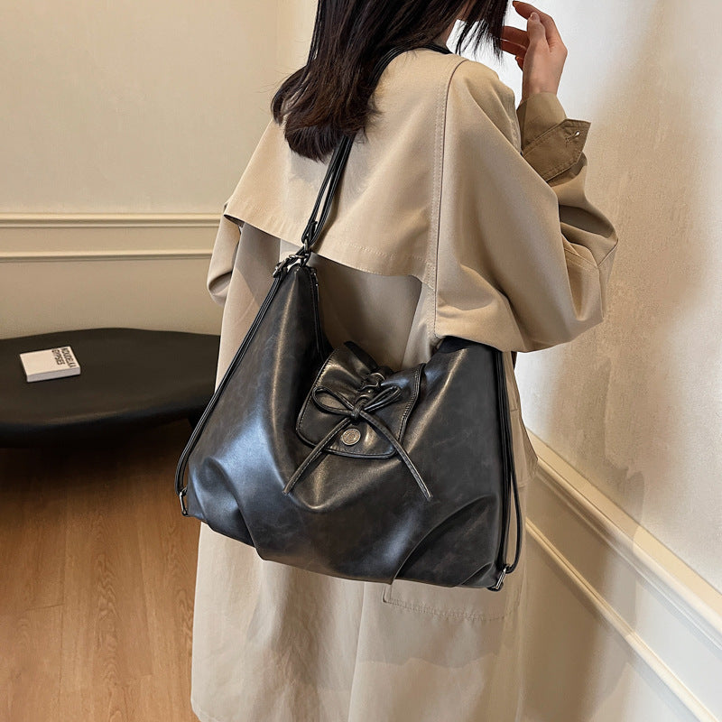 Women's Large Capacity Commuter Design Portable Traveling Bags