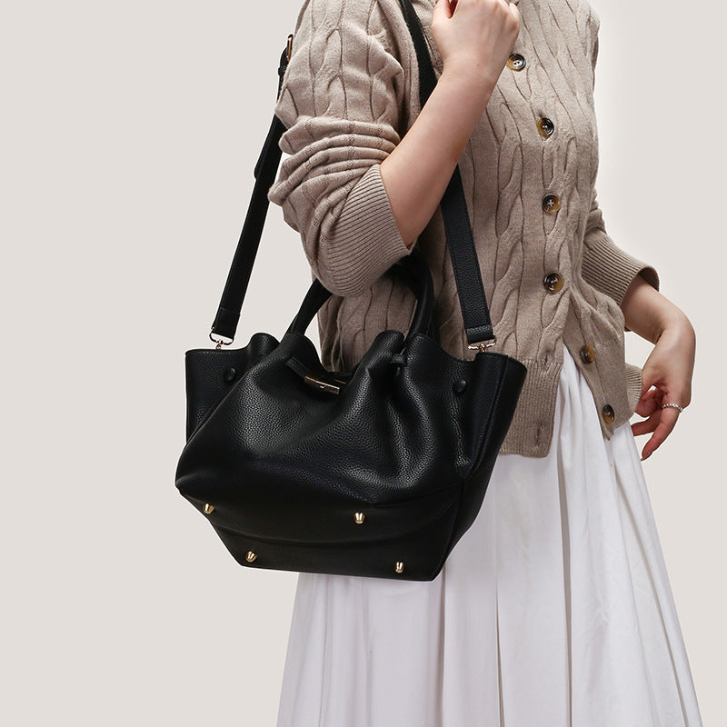 Women's Style Fashion Pleated Commuter Wings Simple Western Tote Bags