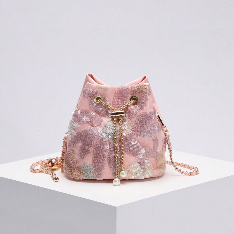 Women's Style Retro National Artistic Mesh Embroidered Flower Sequined Bags