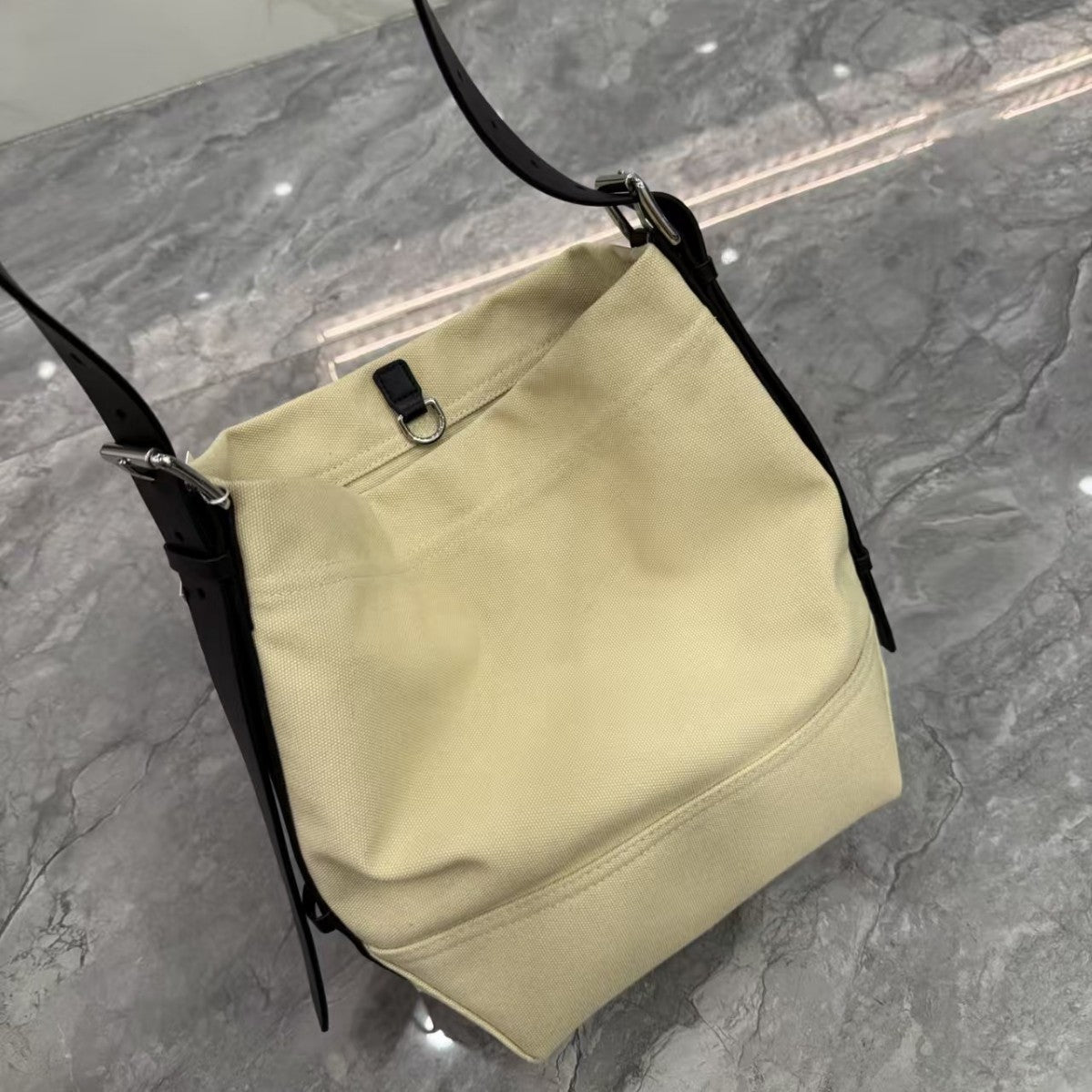 Women's Layer Cowhide Canvas Large Capacity Totes Commuter Bucket Bag