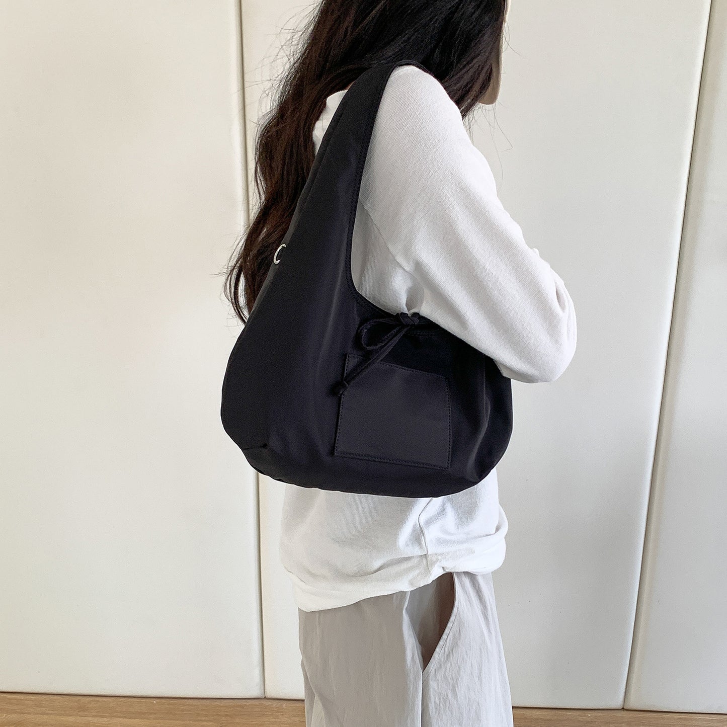 Women's Fashion Solid Color Portable Commuter Cloth Artistic Underarm Bag