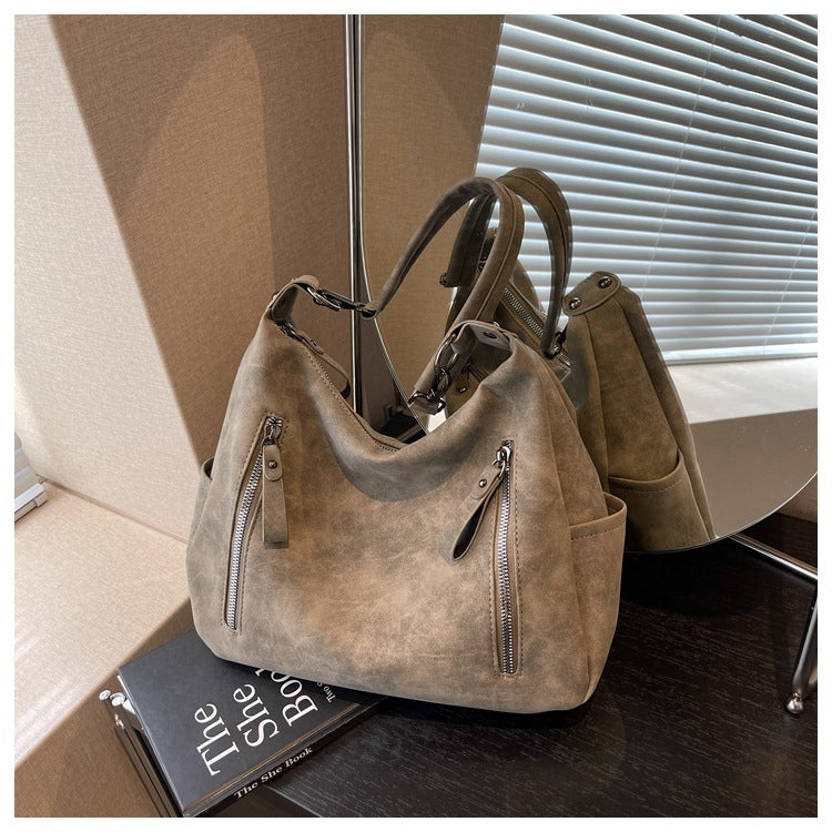 Women's Soil Style Fashionable Retro Business Commute Large Handbags