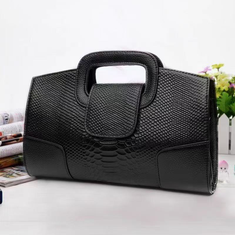Casual Trendy Large Capacity Fashionable Clutch Women's Messenger Bag