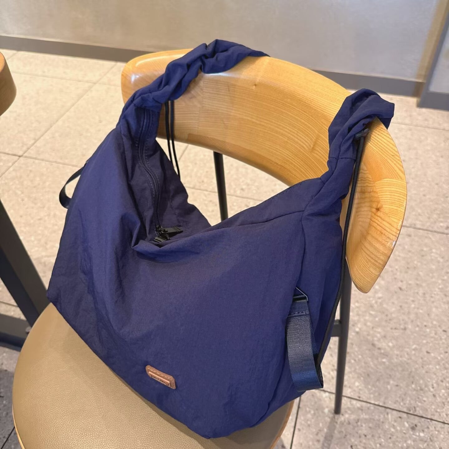 Women's Style Large Capacity Cloth Simple Solid Color Commute Bags
