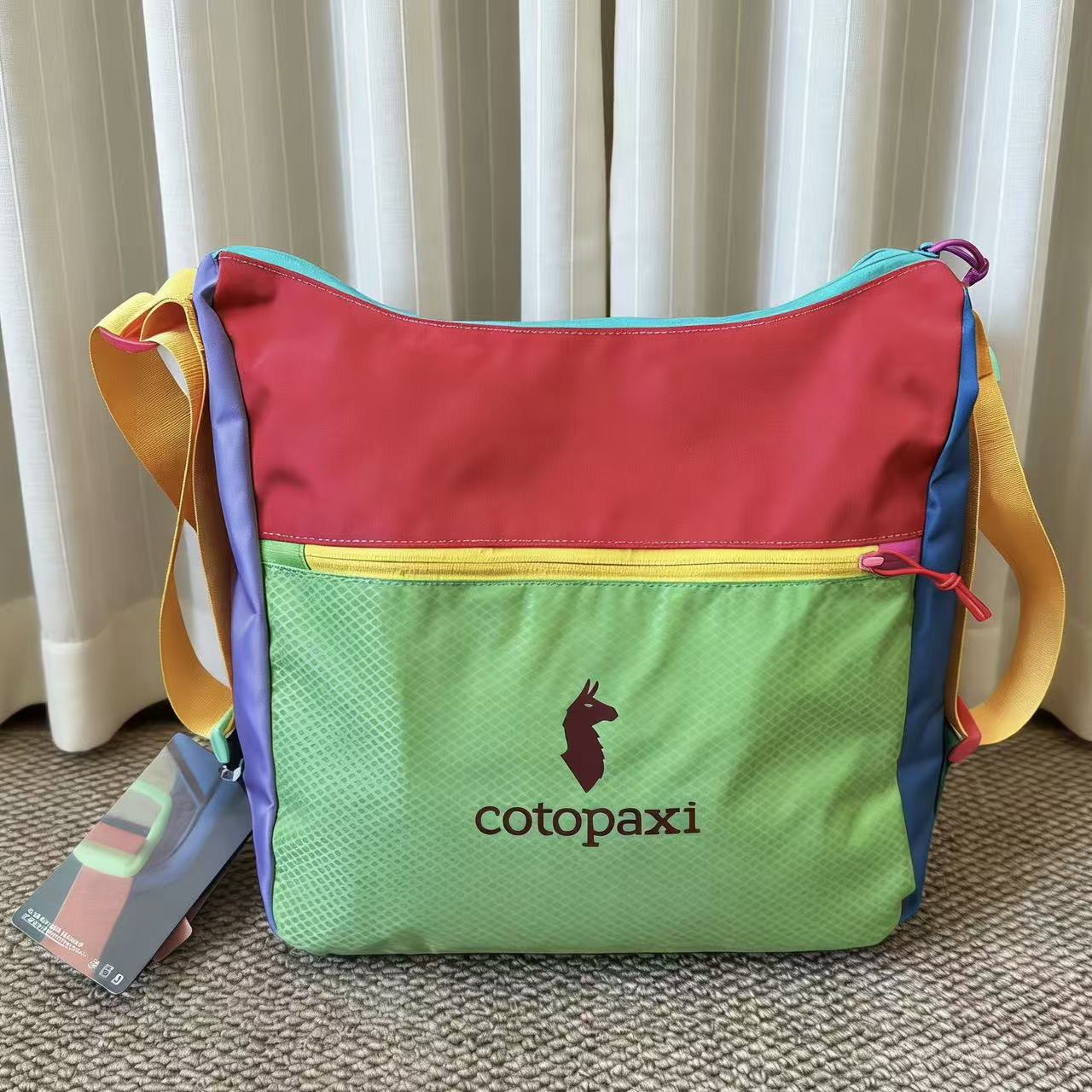 Alpaca Dopamine Fashion Color Contrast Deformation Women's Messenger Bag