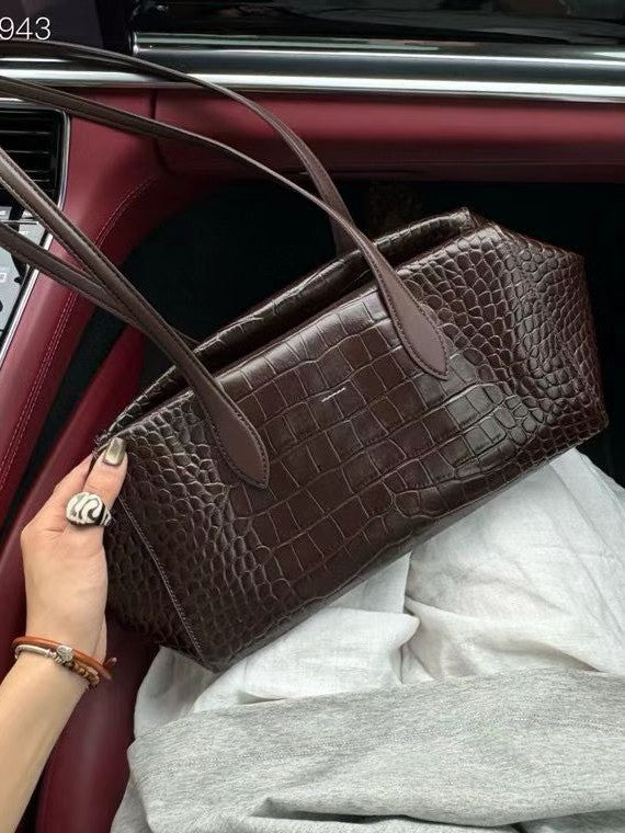 Women's Crocodile Pattern Cowhide Classic Fashionable One Simple Practical Soft Bags