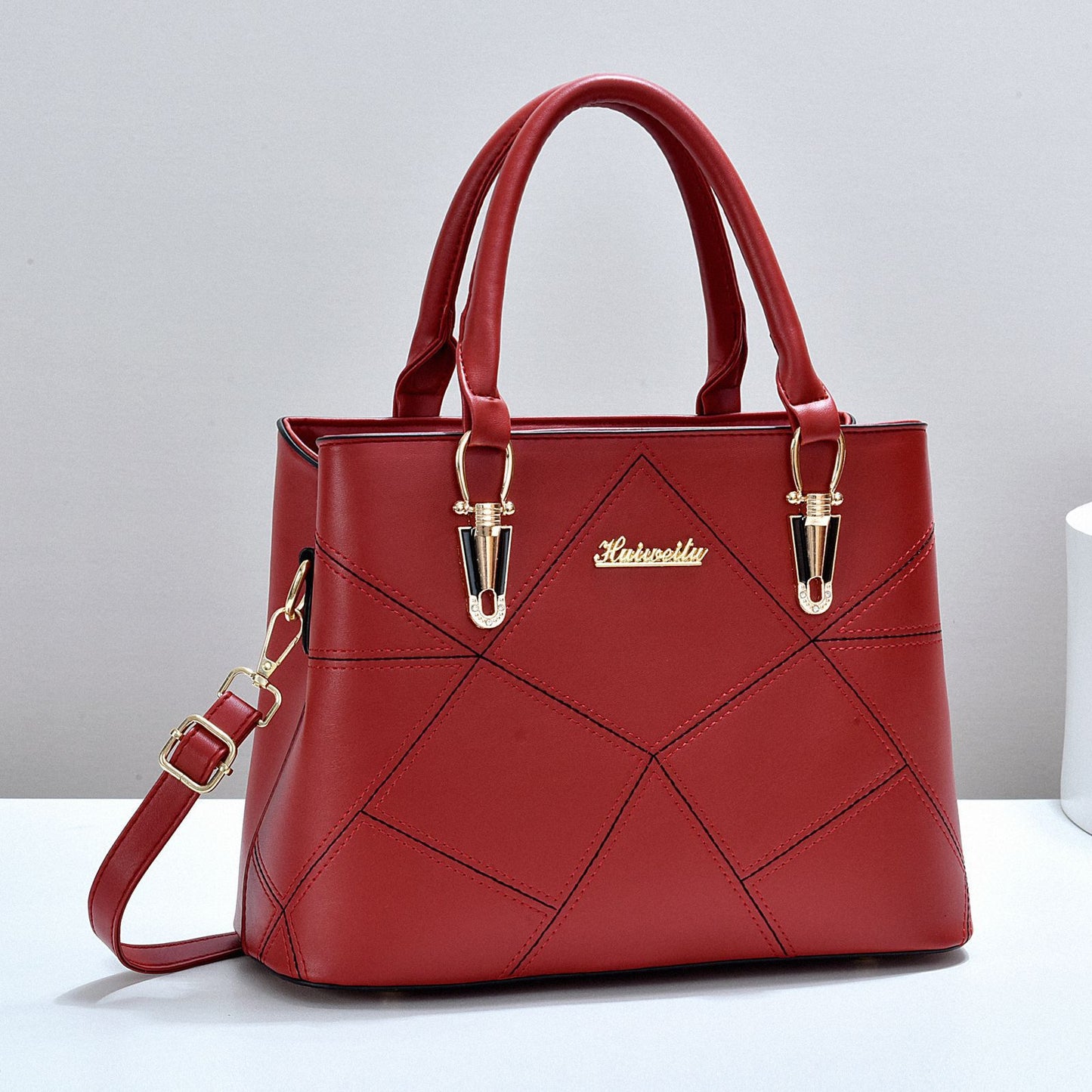 Comfortable Women's Large Capacity Classic Fashion Bags