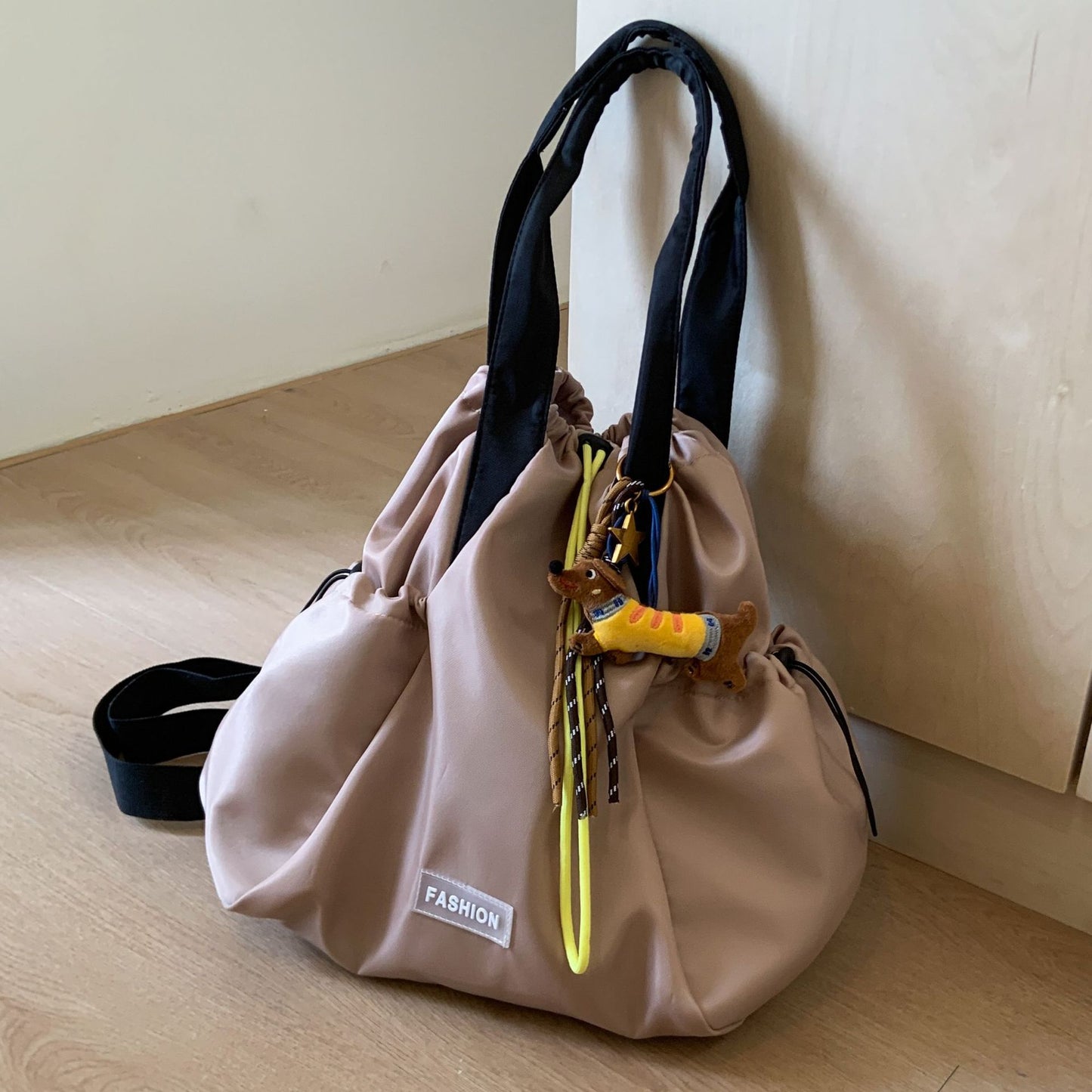 Large Capacity Leisure Niche Lightweight College Simple Commute Women's Backpack