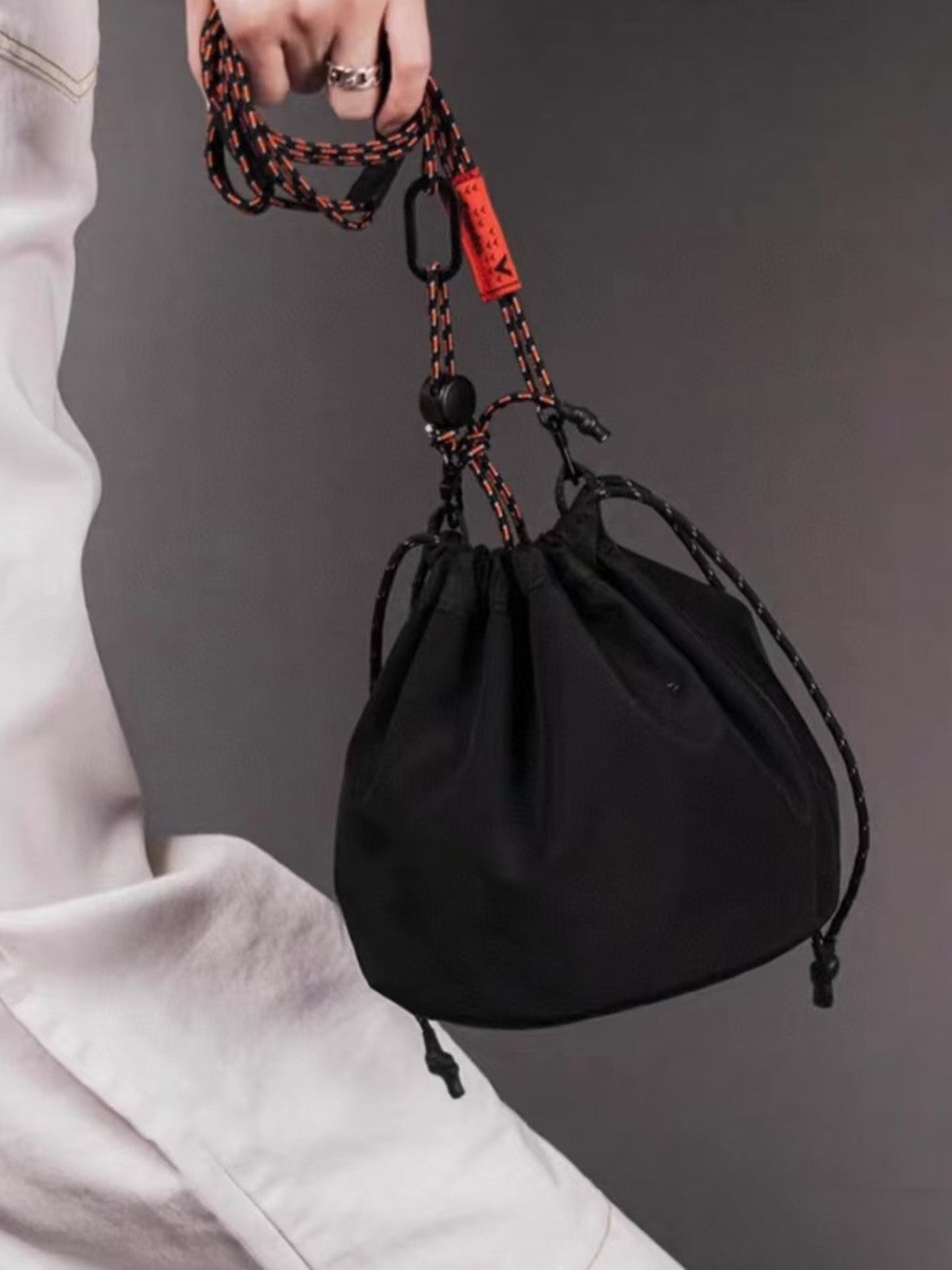 Women's & Men's Water Bottle Portable Type Bucket Bags