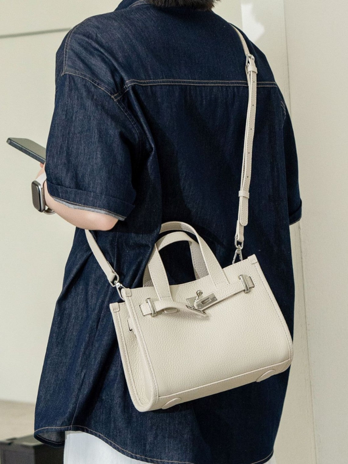 Women's Advanced Texture First Layer Cowhide Lychee Bags