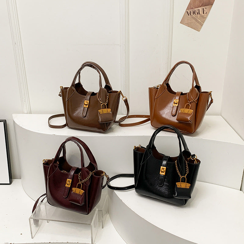 Women's Design Fashion Trend Retro Cross Body Women's Messenger Bag