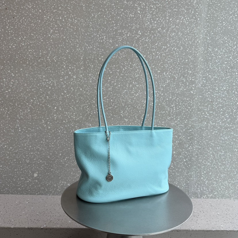 Cowhide Solid Color Simple Lazy Daily Women's Shoulder Bag