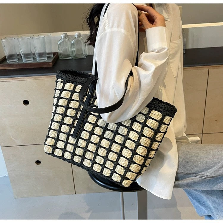 Women's Color French Portable Woven Large Capacity Women's Shoulder Bag