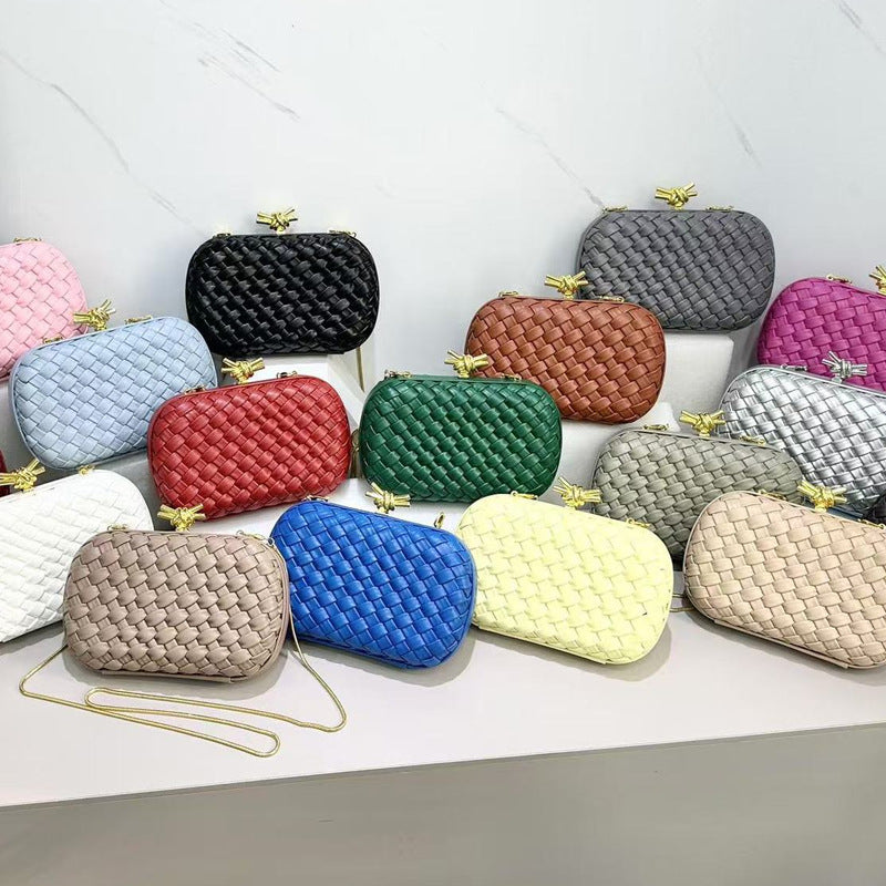 Women's Hand-woven Metal Chain Light Luxury Banquet Women's Shoulder Bag