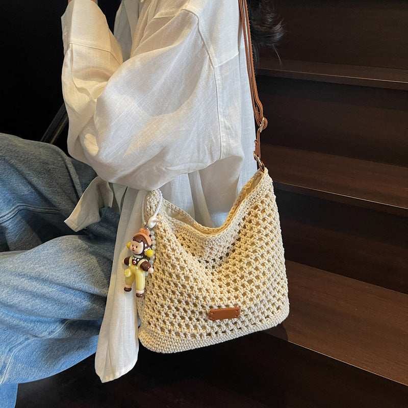 Women's Woven Hollowed Summer Seaside Vacation Beach Women's Shoulder Bag