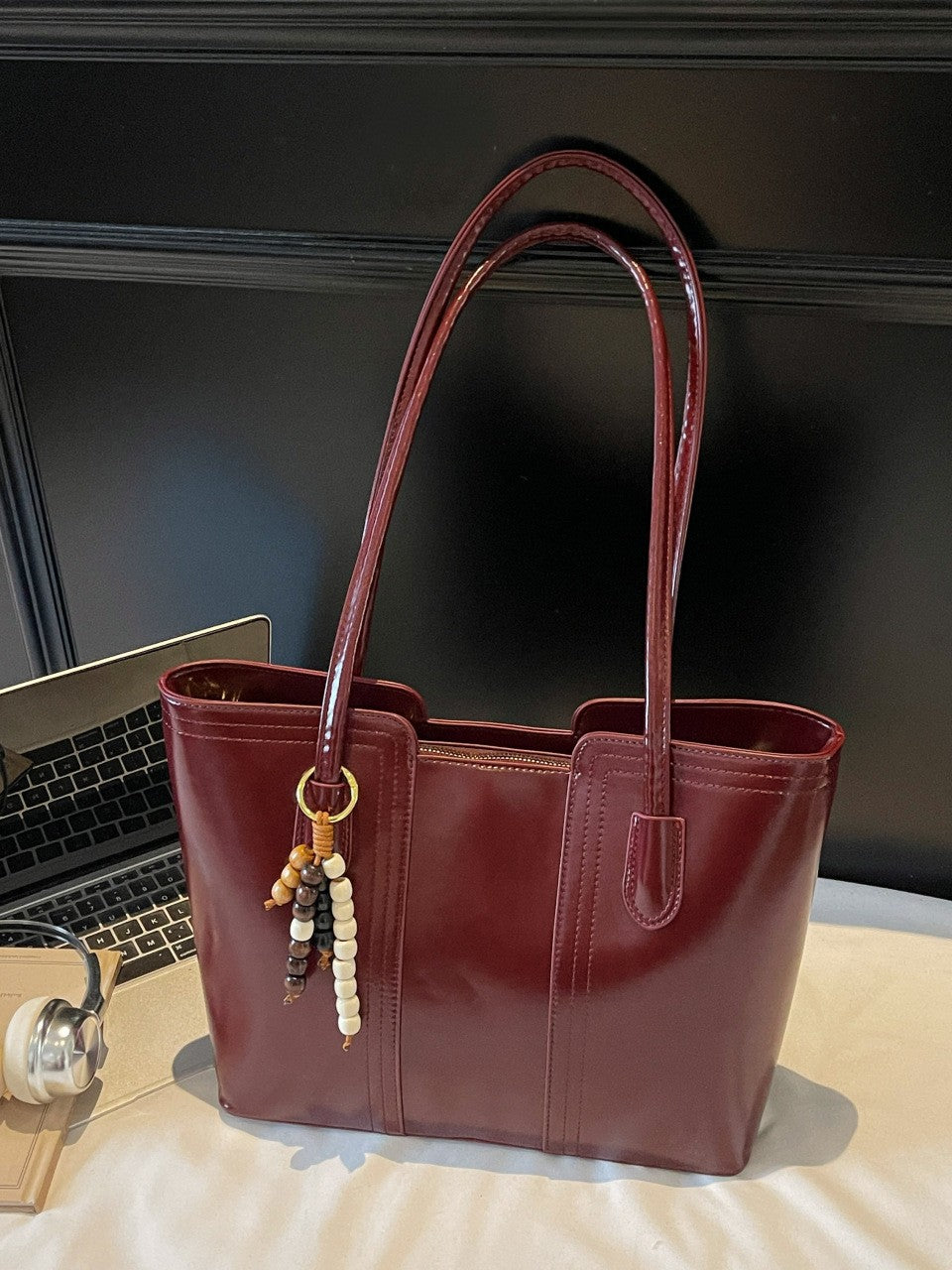 Women's Retro Large Capacity Totes Commuter Fashion Bags