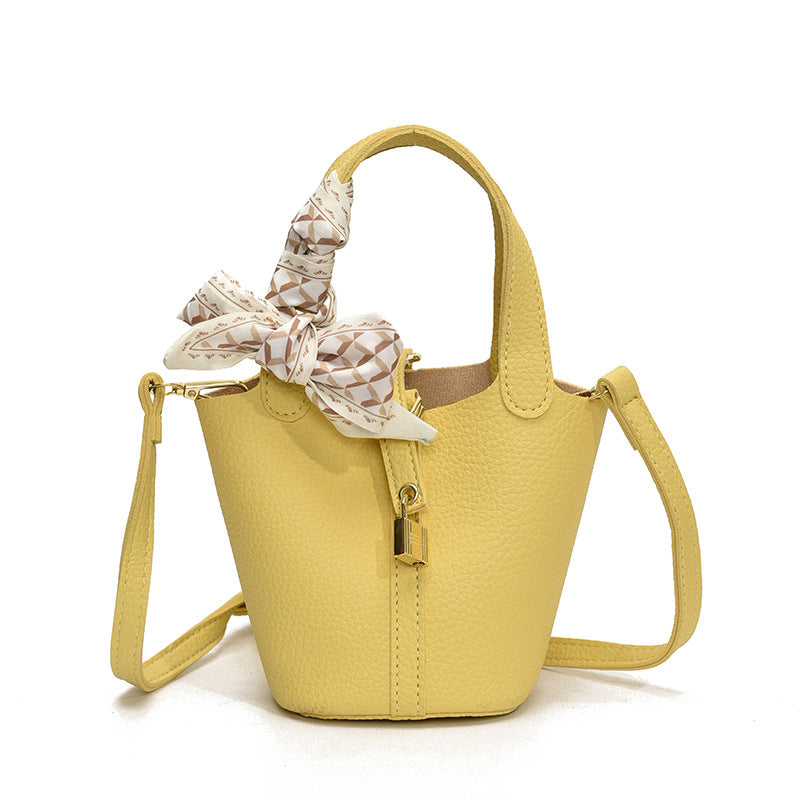 Lychee Pattern Vegetable Basket Trendy Simple Bucket Bag