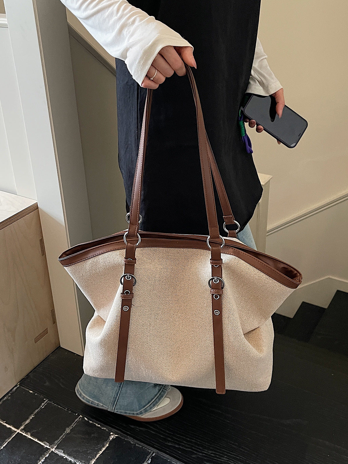 Women's Large Capacity Canvas Portable Commuter Simple Bags