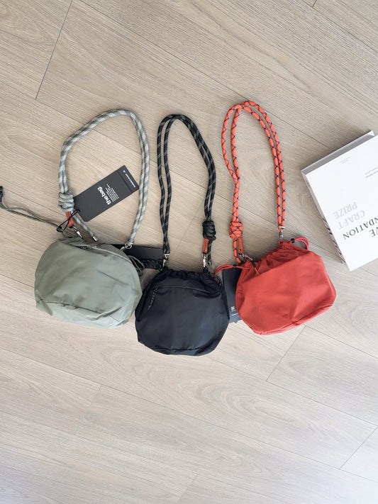 Women's & Men's Water Bottle Portable Type Bucket Bags