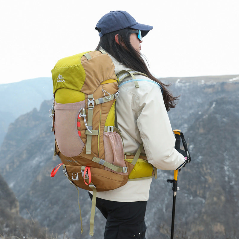 Comfortable New Hiking Large Capacity Waterproof Sports Backpack