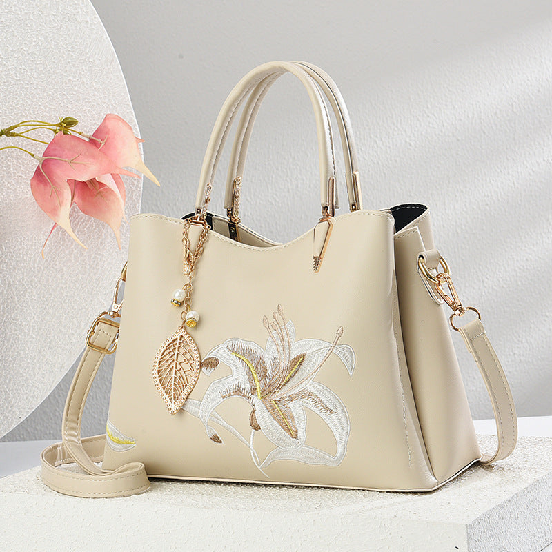 Women's Light Luxury Elegant Chinese Style Traditional Embroidered Handbags