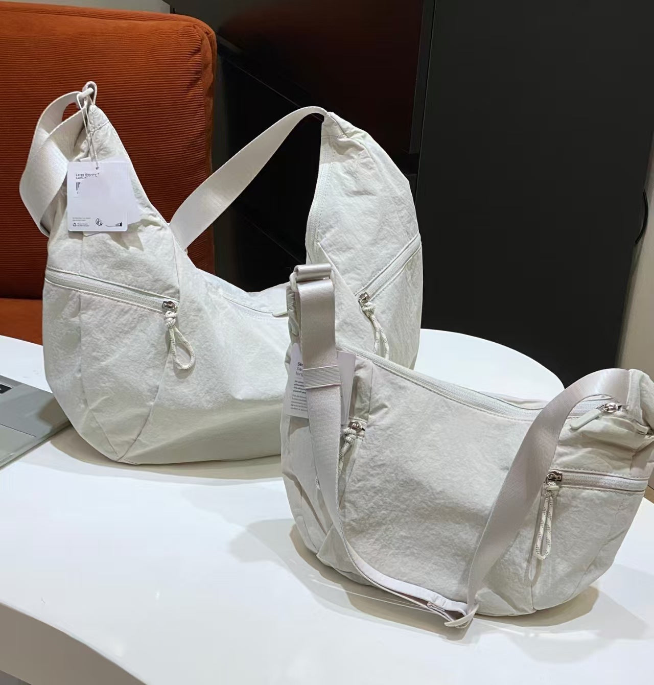 Fashion Glamorous Croissant Simple Stylish Lightweight Women's Shoulder Bag
