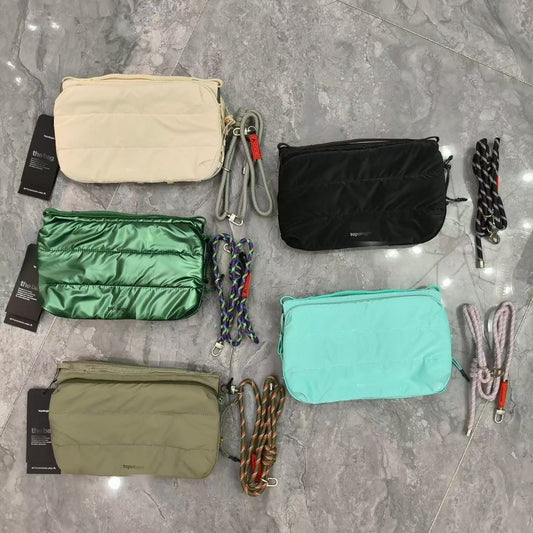 Women's & Men's Large Water Bottle Lightweight Waterproof Men's Messenger Bag