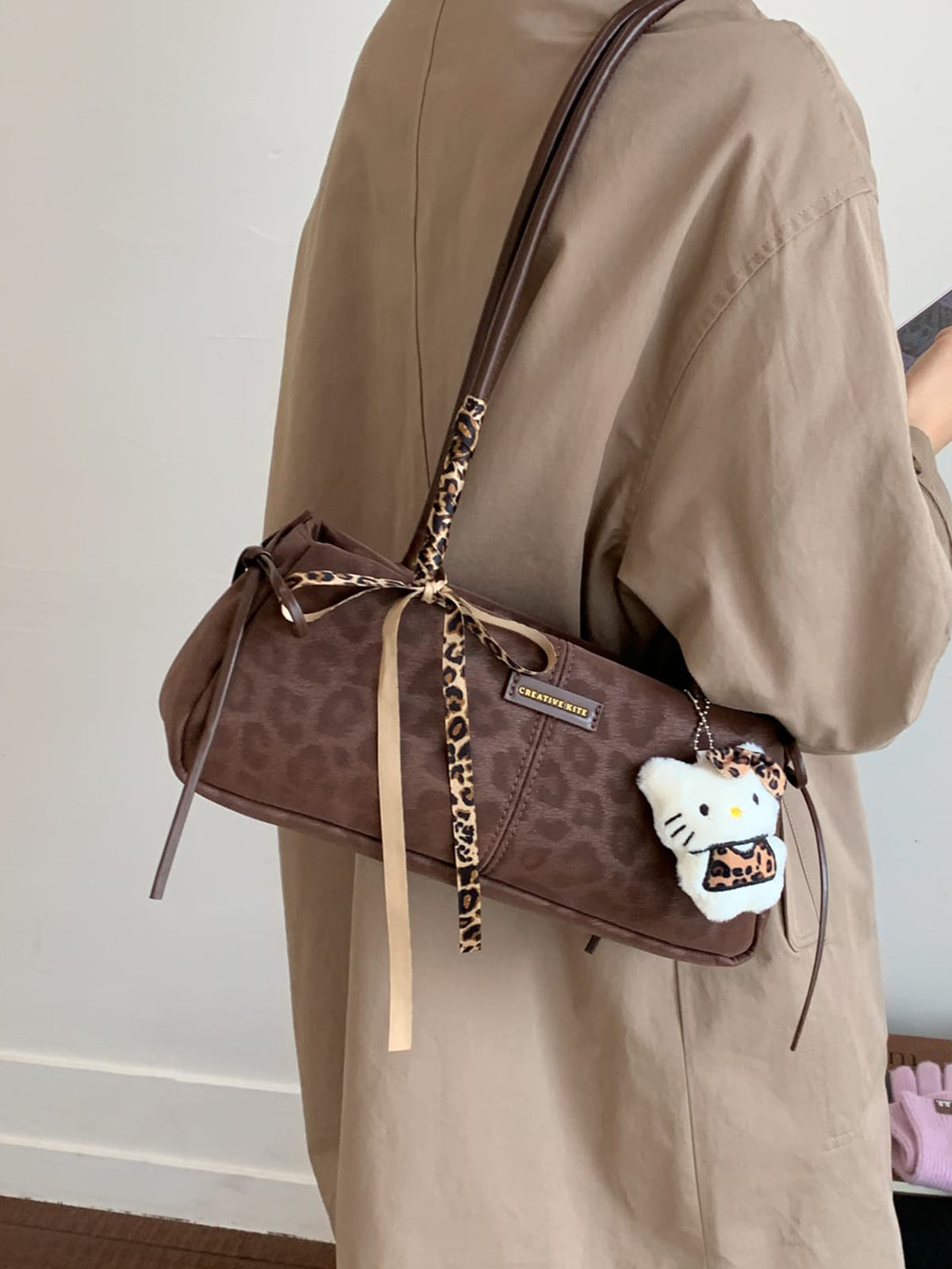 Women's Minority Leopard Print Fashion High-grade Hand-held Bags