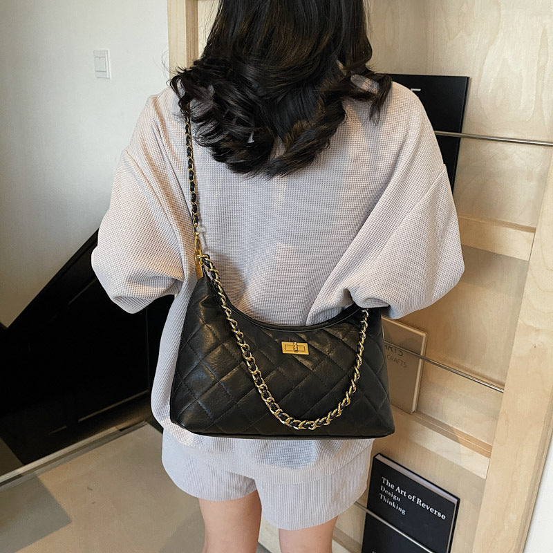 Women's Retro Diamond Style Chain Underarm Tote Bag