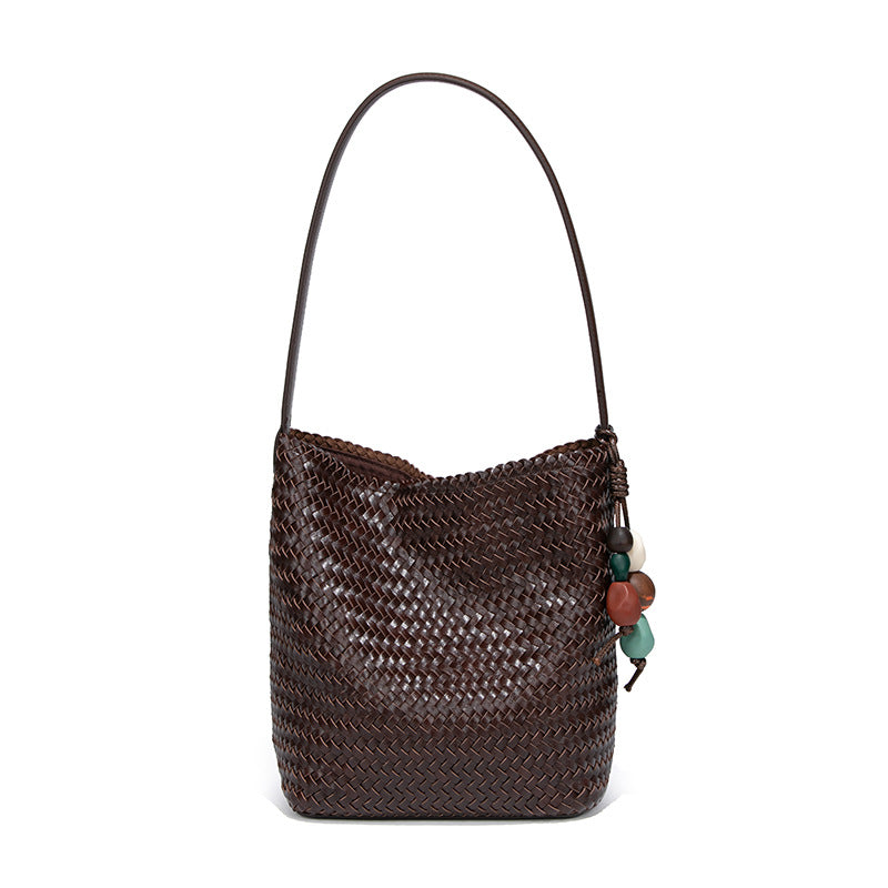 Trendy Fresh Hand-woven Underarm Tassel Ornament Bucket Bag