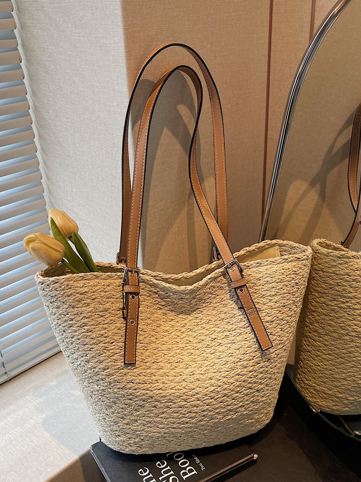 Women's Large Capacity Straw Underarm Shopping Basket Bags