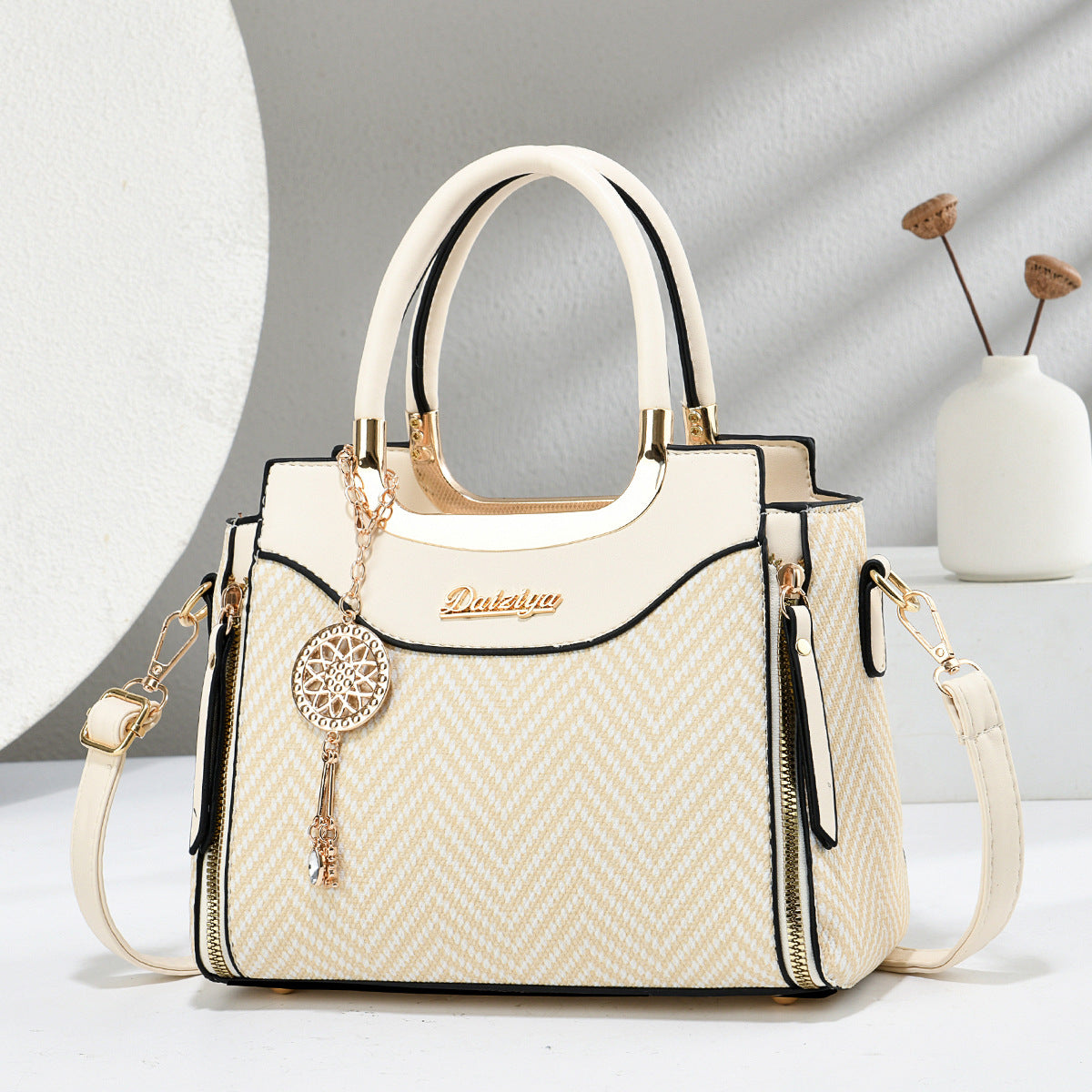 Women's High-grade Trendy Fashion Elegant Simple Textured Bags