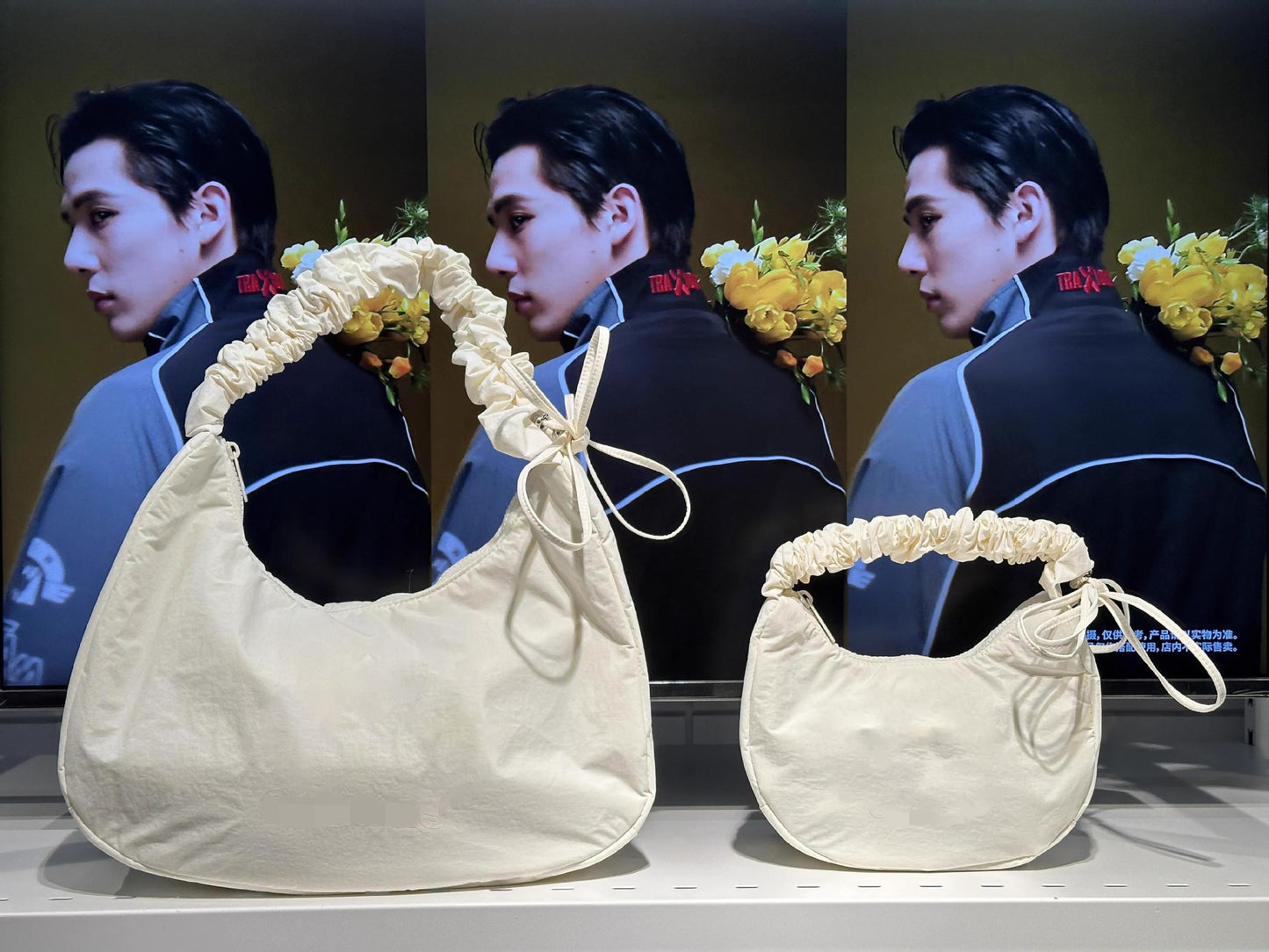 Beautiful Women's Cloud Large Capacity Lightweight Underarm Bag