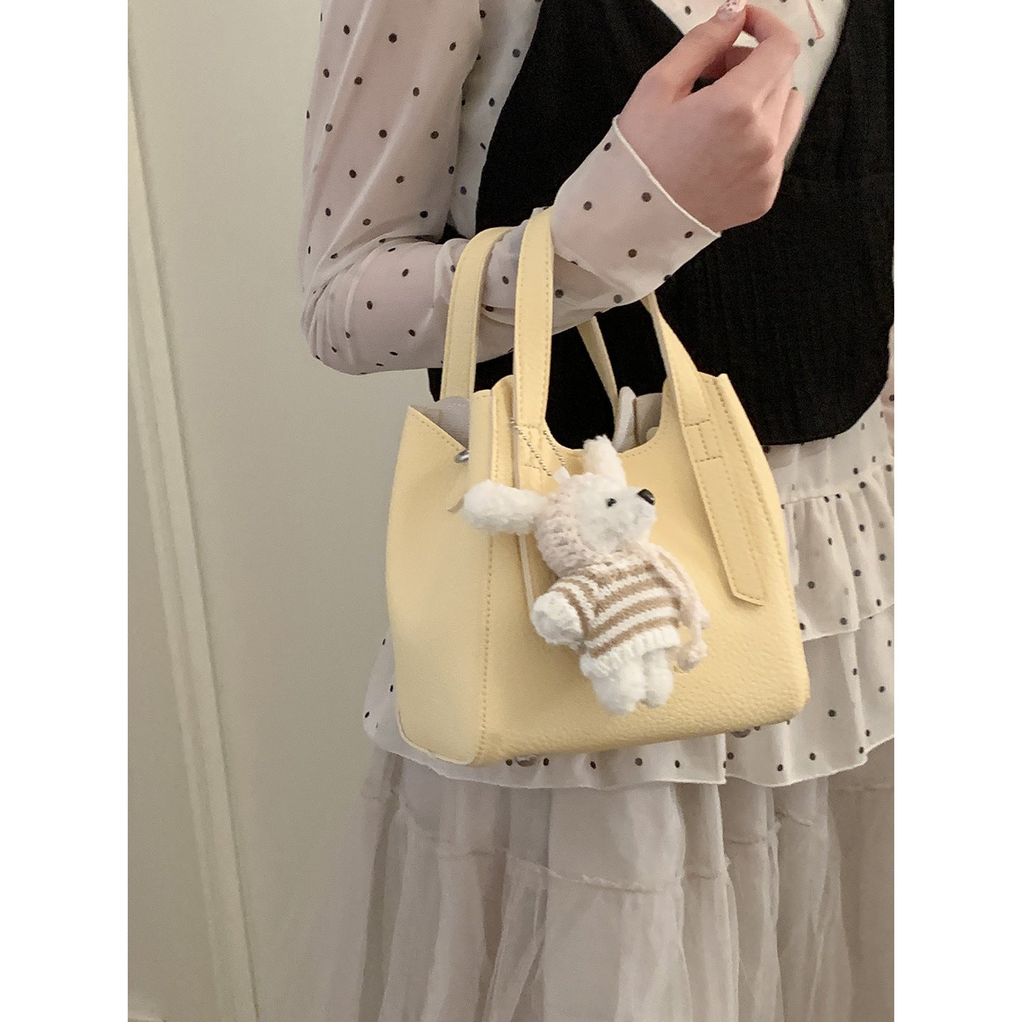 Women's Summer Fashion Carrying Lychee Pattern Simple Handbags