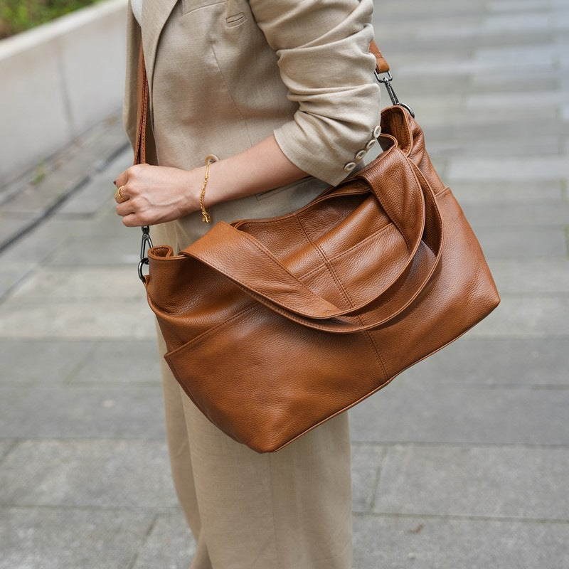 Women's Unique Large Capacity Cattle Leather Retro Women's Handbag