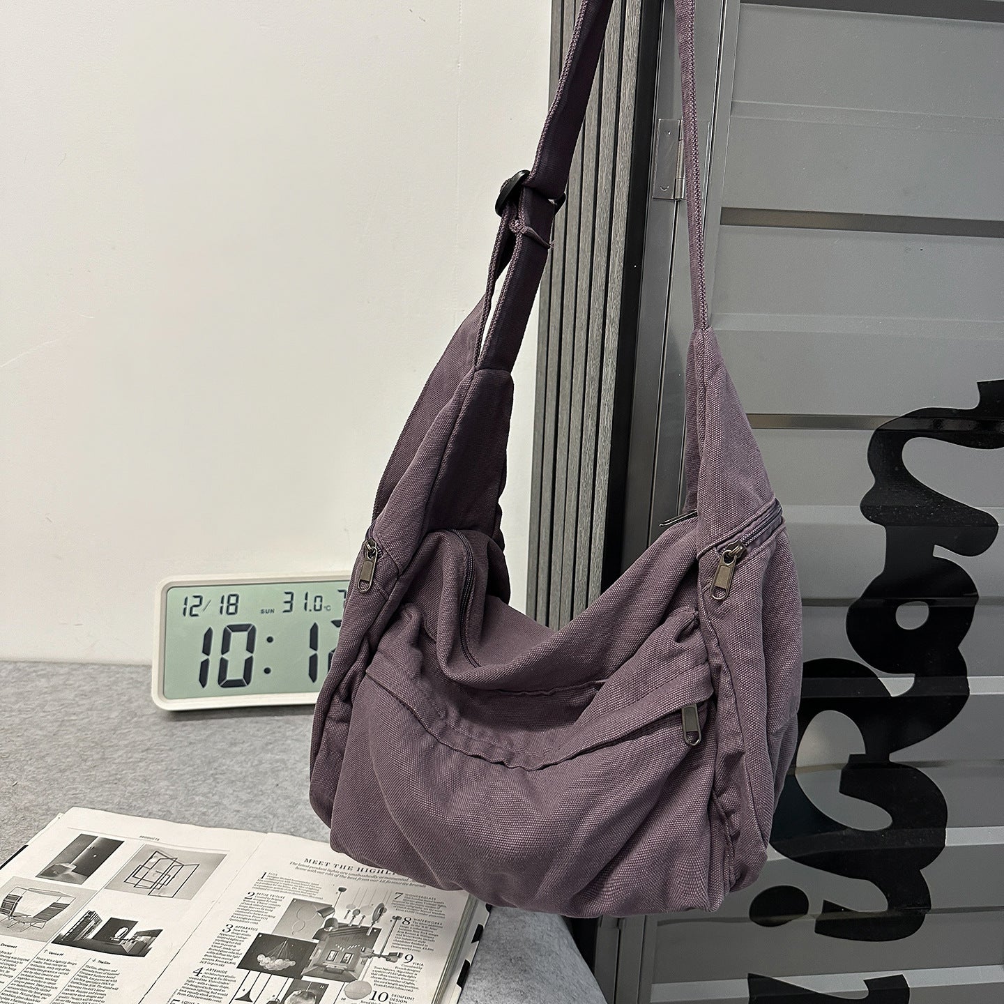 Artistic Retro Canvas Lazy Large Capacity College Shoulder Bags